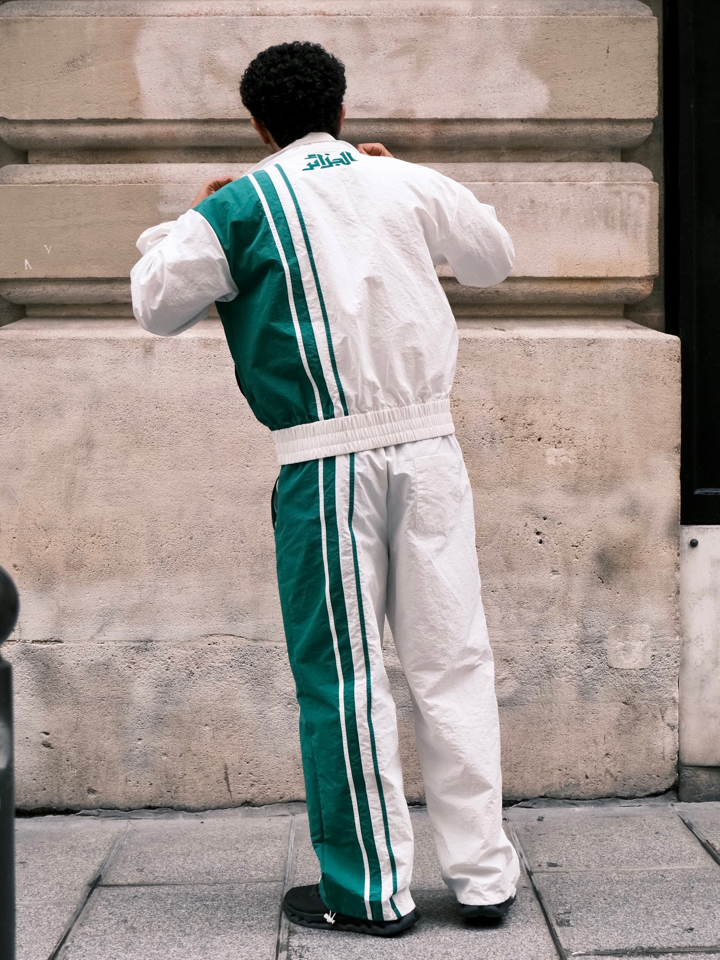 ALGERIA TRACK BOTTOM